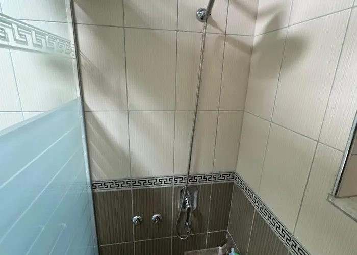 The Hidden Gem Of Blloku Τίρανα